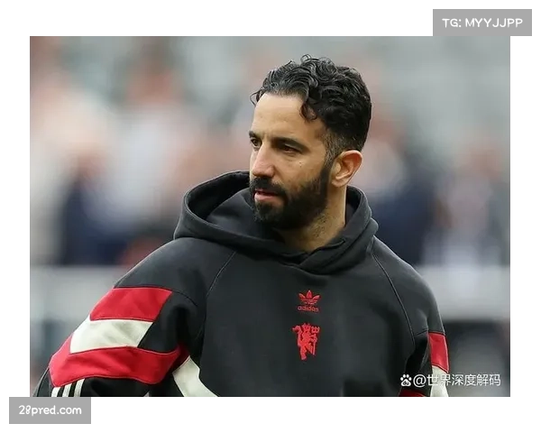 曼联阿莫林执教下起伏不定 能胜强队但稳定性不足典型重建期