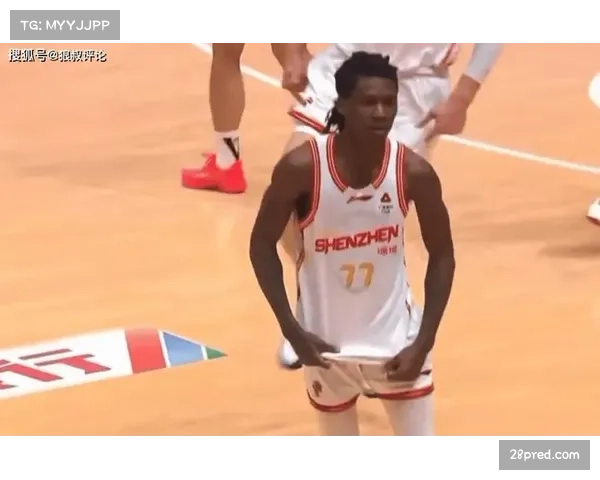 深圳外援史密斯压力增大 需在冯熙瑞伤退后撑起内线