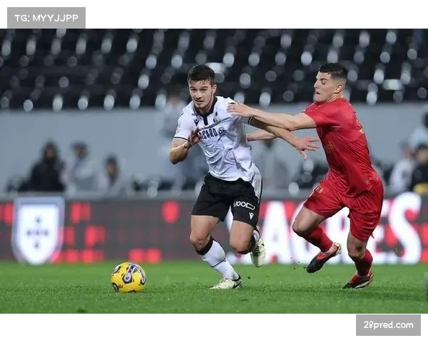 吉马良斯欧冠七场全部首发，欧战强度下体能分配面临考验